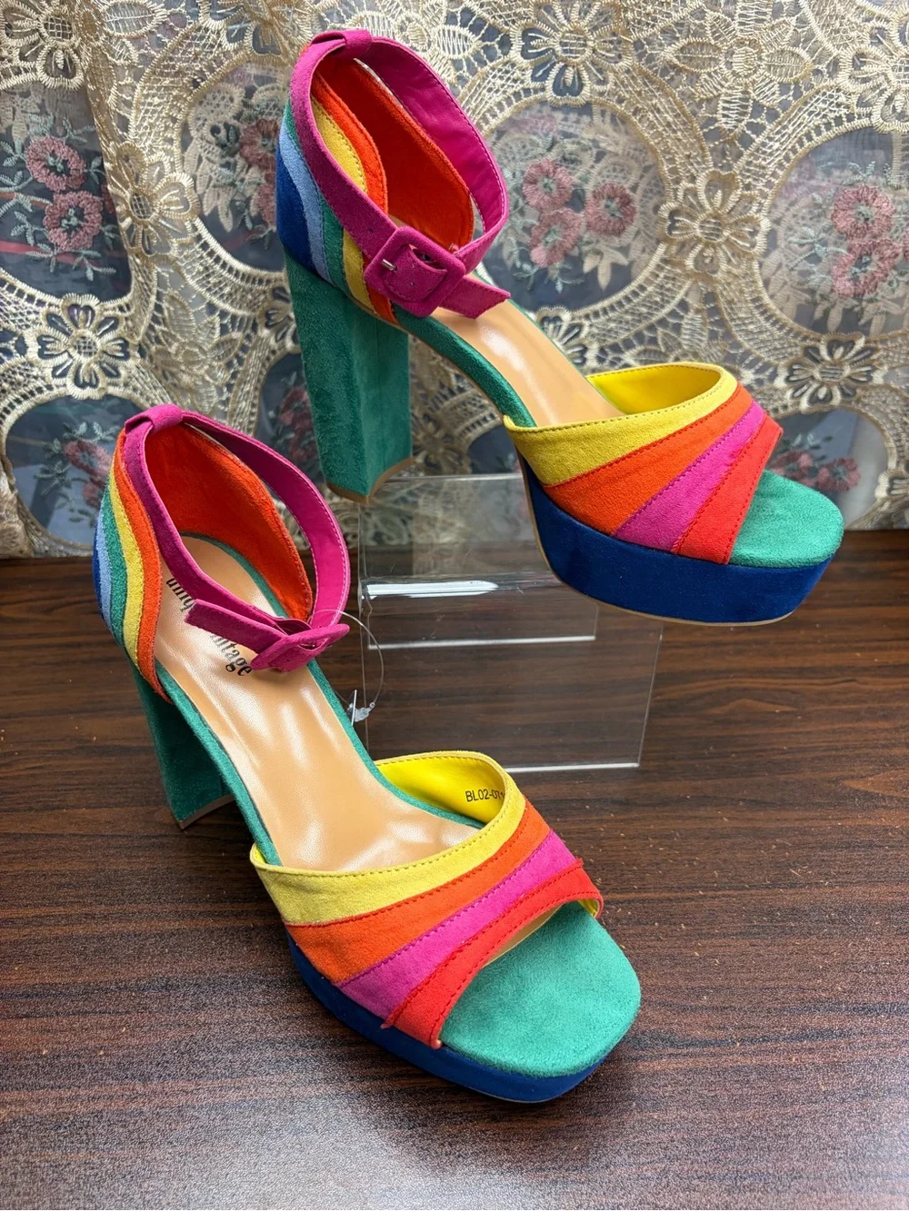 Unique Vintage vibrant rainbow